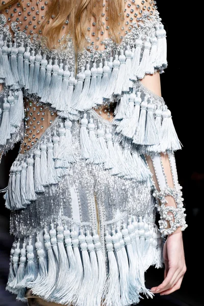 Look 37